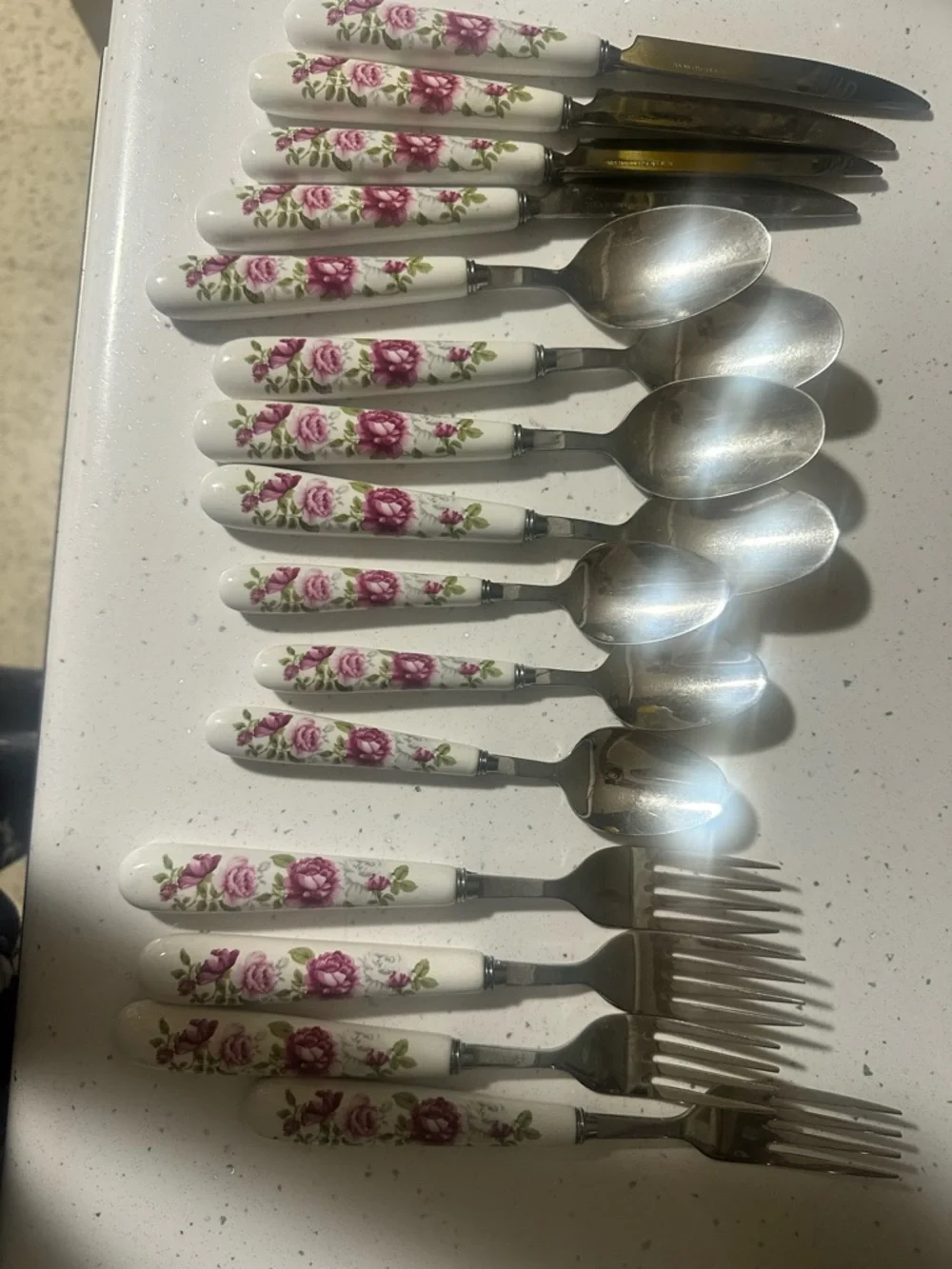 Floral Ceramic Handle Flatware Set in White and Pink